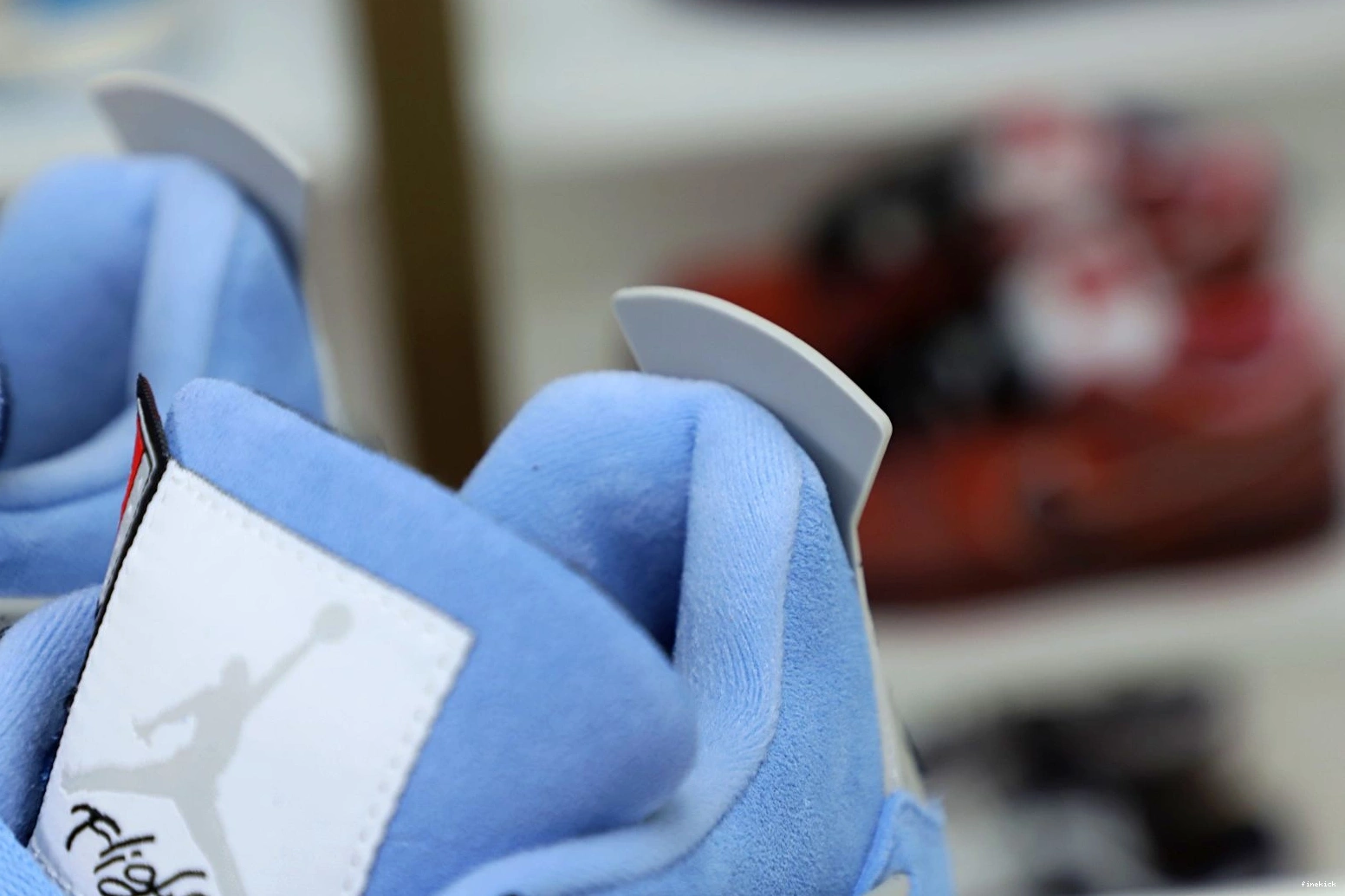 JORDAN 4 BLUE UNIVERSITY AIR 0209